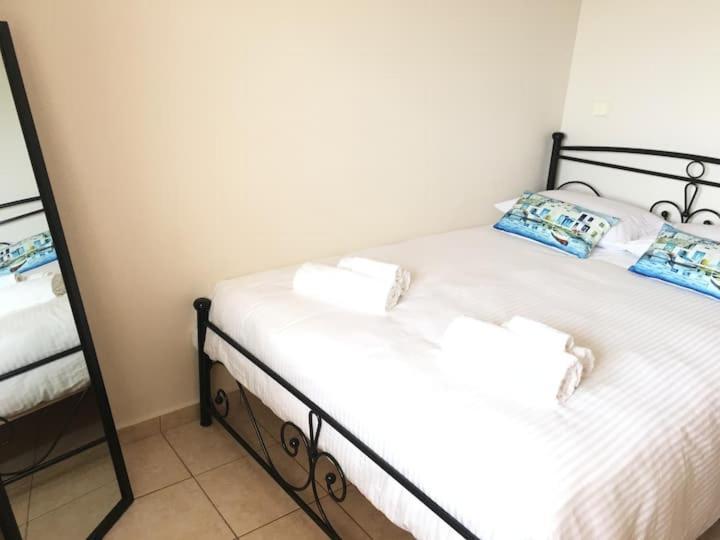 Koumpe Blue Sea View Apartment レティムノ エクステリア 写真