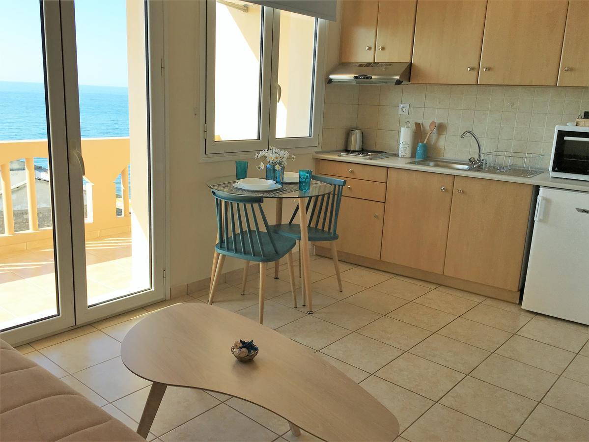 Koumpe Blue Sea View Apartment レティムノ エクステリア 写真